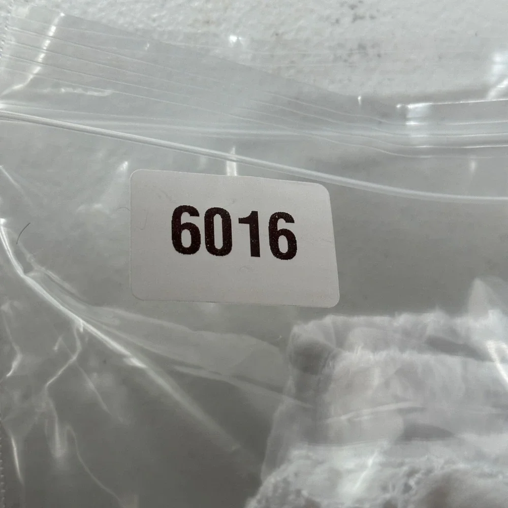 Old Navy Dress Womens Size 0 White Eyelet Cottagecore Minimalist Capsule - Picture 11 of 11